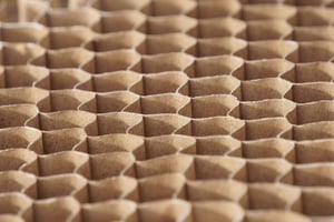 verpackungsmaterial_Wabenpappe
